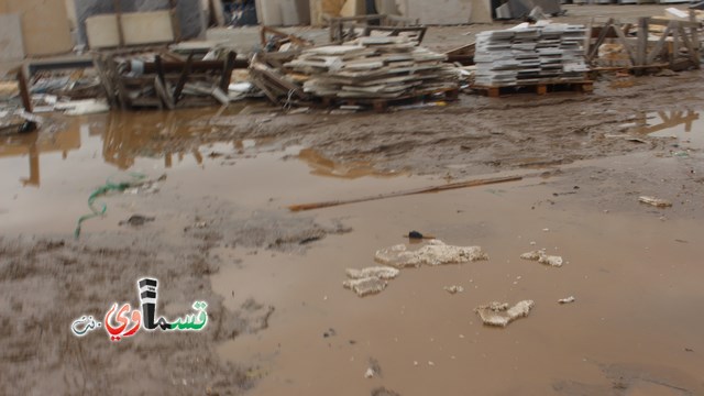 فيديو: اجواء اليوم من سوق السبت وازدحام مروري بسبب  وضعية الشارع الرئيسي وتذمر الزوار اليهود من البنية التحتيه